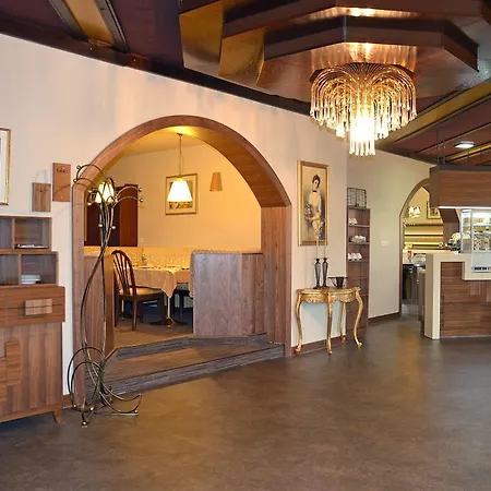 Hotel Leonardo 3*